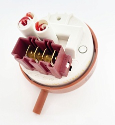 Датчик уровня воды (прессостат) Indesit C00110328  1596